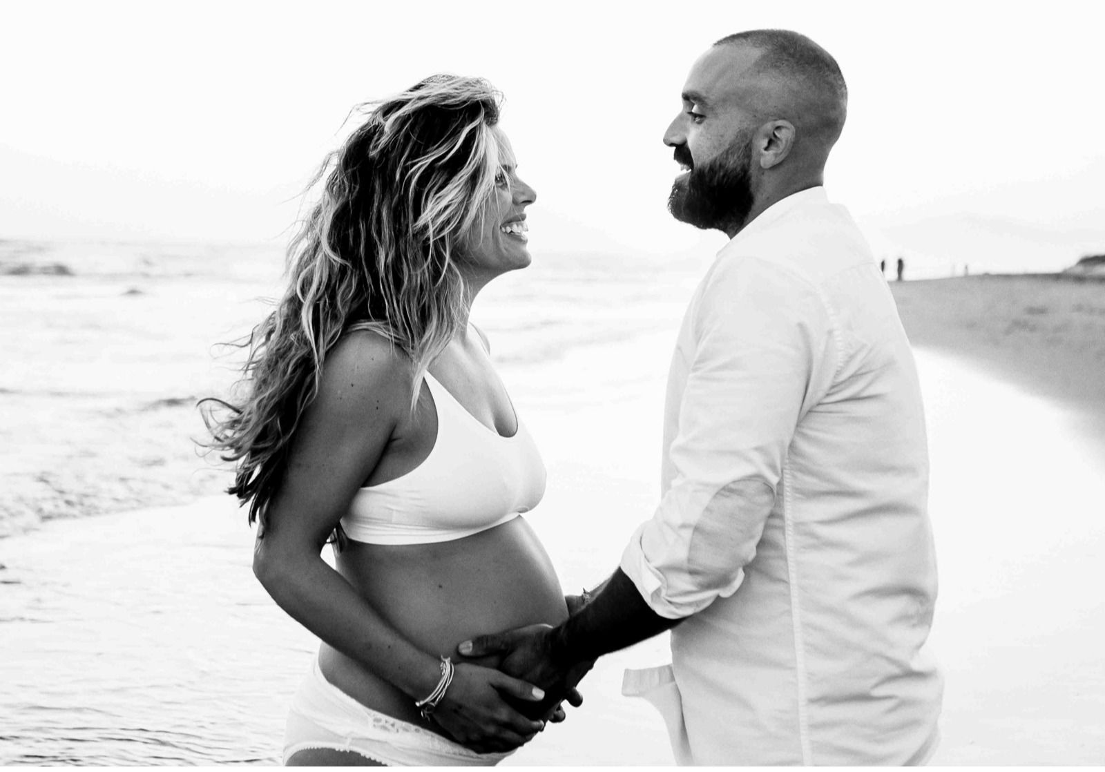 Original Fotos De Embarazadas En La Playa Reportaje fotos embarazo playa Málaga,Sesión fotos embarazada Málaga,fotos embarazada originales,sesión fotos premamá Málaga,Precio sesión fotos embarazo Málaga,fotos desnudo embarazada,lactancia - Yolanda M Criado Fotografía